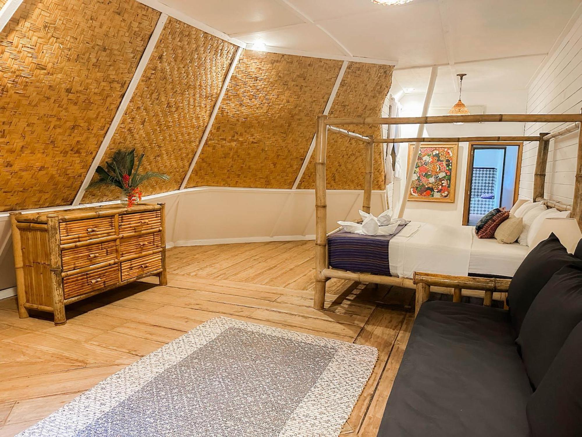 Casa Caribe Hotel Рио Дулсе Екстериор снимка